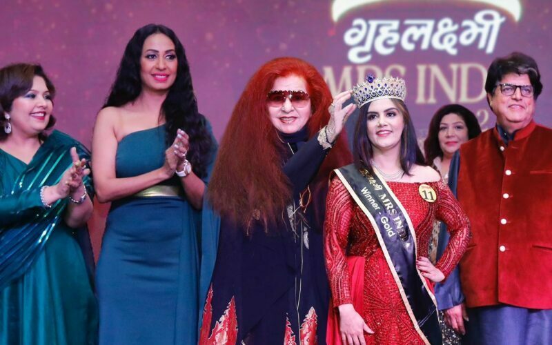Pooja Diwan और Mohini Priya ने पहना Grehlaxmi Mrs India 2022 का ताज