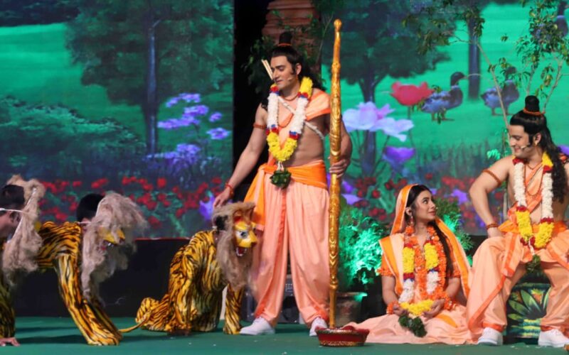 लव कुश मंच पर सीता की खोज में प्रभु श्री राम को मिले कूनो नेशनल पार्क के 8 चीते