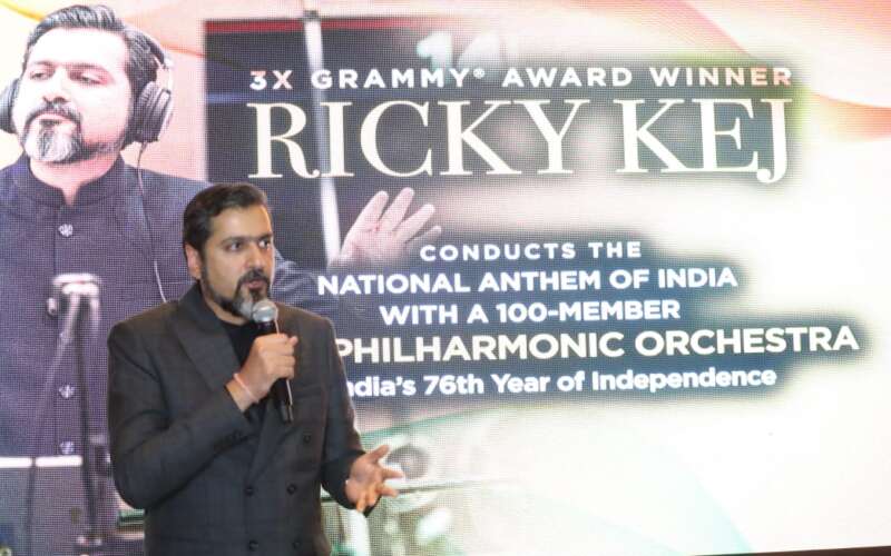 Grammy Award विनर रिकी केज ने दिल्ली में दी राष्ट्रगान की प्रस्तुति