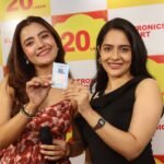 इलेक्ट्रॉनिक्स मार्ट ने मनाया भव्य दशहरा उत्सव – विजेता को मिला ₹20 लाख का बंपर कैश प्राइज!