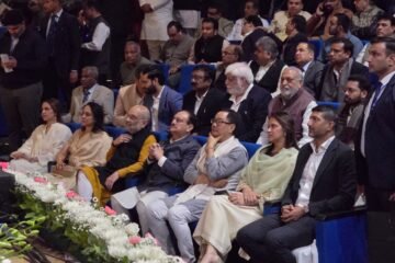 संसद से बॉलीवुड तक — दिग्गजों ने दी धर्मेंद्र जी को भावपूर्ण श्रद्धांजलि